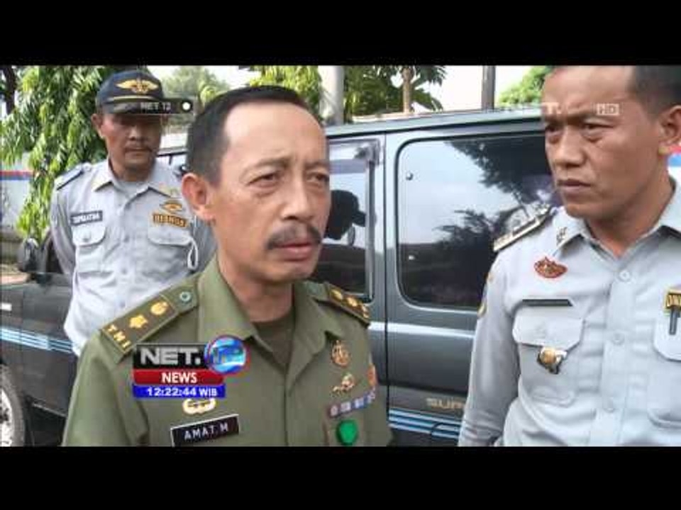 Razia parkir liar, petugas berlakukan derek paksa - NET12