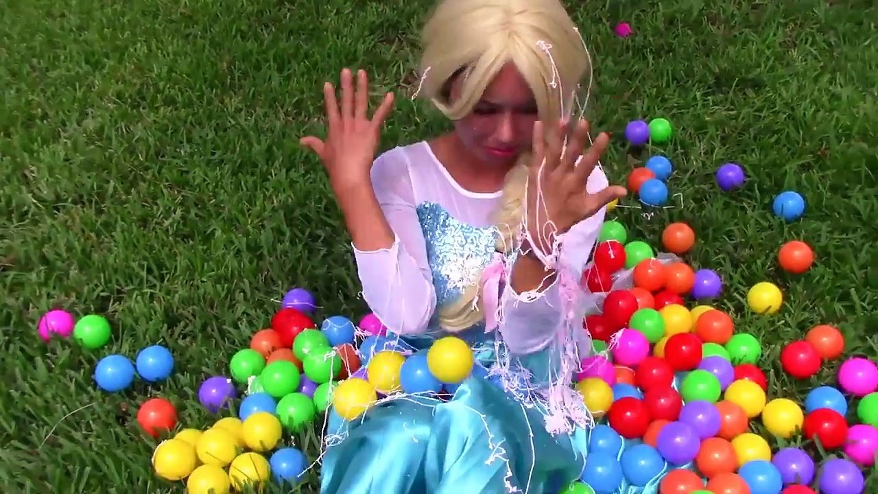 المجمدة إلسا المزح مهرج، مهرج الطفل ث / الرجل العنكبوت، والثلج الأبيض الشر، وورد سبيديرجيرل