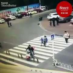 Yaya yolunda bekleyen motosikletliye 'tabela cezası'