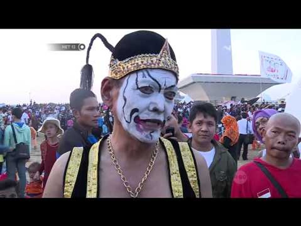 Beragam Kostum Unik di Pesta Rakyat - NET12