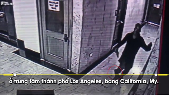 Trộm nhảy từ tầng 2 xuống đất