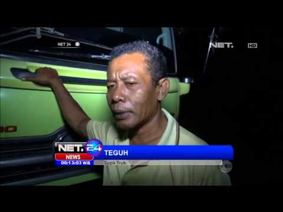 Pantura lumpuh total akibat amblesnya jembatan Comal Pemalang - NET24