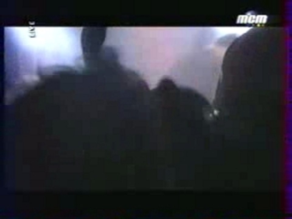 Mass Hysteria - Contraddiction