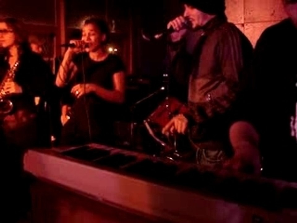 Les Skalopes - Tout nu