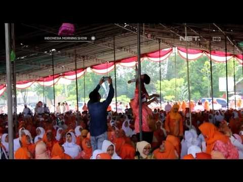 Warga Membuat 2015 Tumpeng Untuk Memperingati Maulid Nabi - IMS