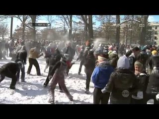 Perang salju massal di Washington - NET12