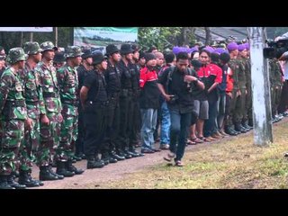 Hari Sampah Nasional, Warga Bersih-Bersih Kali Ciliwung - NET16