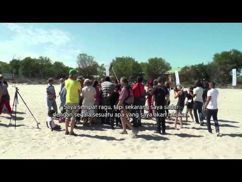 Seorang Nenek Rayakan Ulang Tahun ke-100 Dengan Melakukan Skydiving - NET5