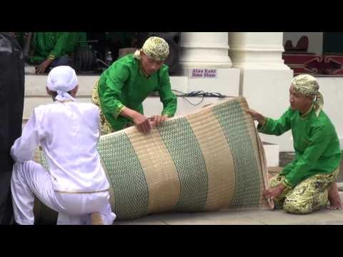 Perpaduan Unsur Mistis dalam Tarian Sintren - IMS