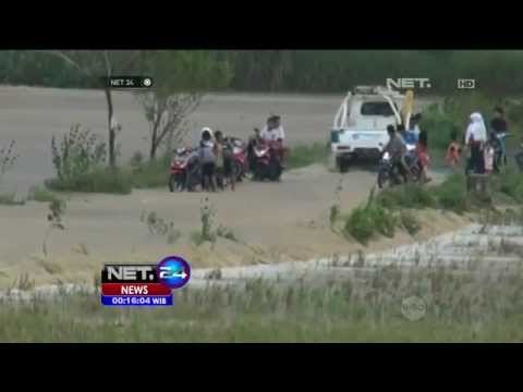 Banjir di Karawang Akibatkan Jalan Penghubung Antar Desa Terputus - NET24