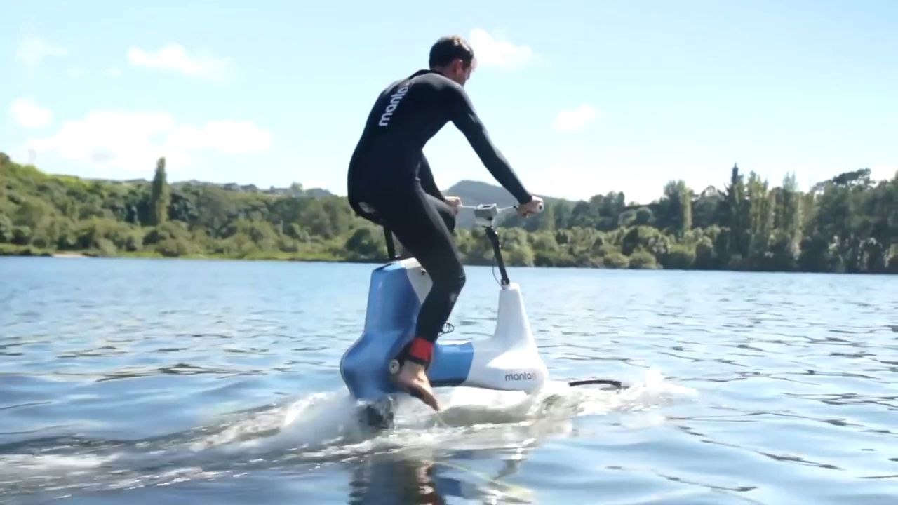Le vélo aquatique Hydrofoiler XE-1