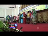 Ratusan Lansia Meriahkan Fashiow Show Lansia di Surabaya - NET5
