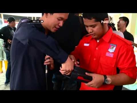 BIDDOKKES Polda Jatim memaparkan alat identifikasi jenazah AirAsia QZ8501 - NET12