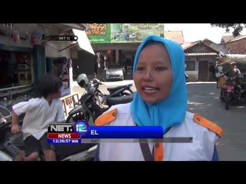 Kisah Perjuangan Juru Parkir Wanita di Cimahi - NET12