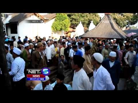 Wisata Religi Ziarah ke Makam Sunan Gunung Jati - NET5