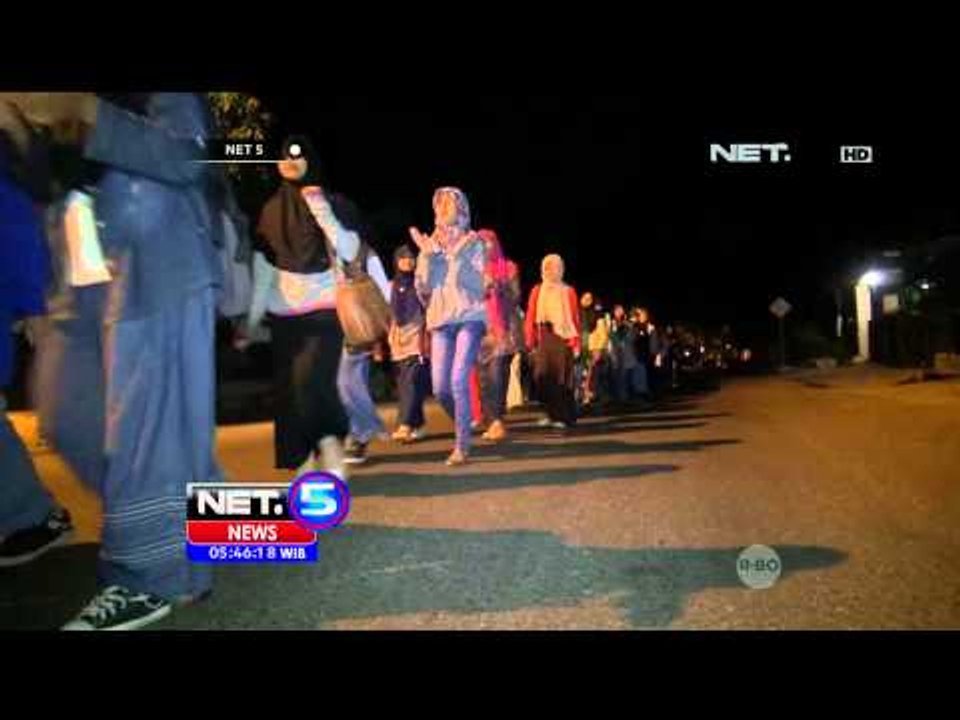 Ratusan Pelajar Perempuan di Garut Bangunkan Sahur - NET5