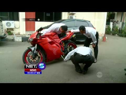 Pengendara Motor Gede Tabrak Polisi - NET5