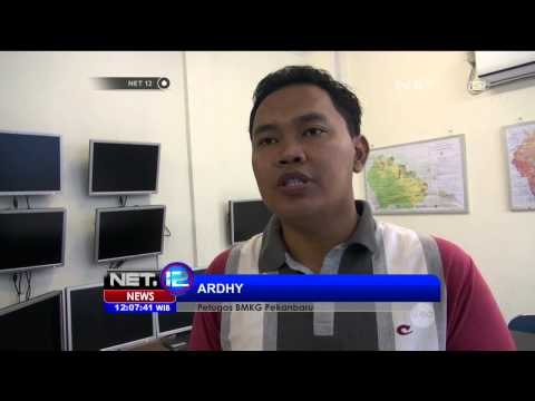 Warga Datangi Taman Mencari Udara Segara Akibat Kabut Asap di Riau - NET12