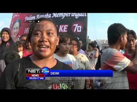 Kemeriahan Lomba Panjat Pinang Perempuan di Tegal - NET24