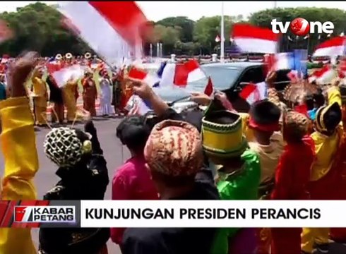 Presiden Jokowi Terima Kunjungan Presiden François Hollande