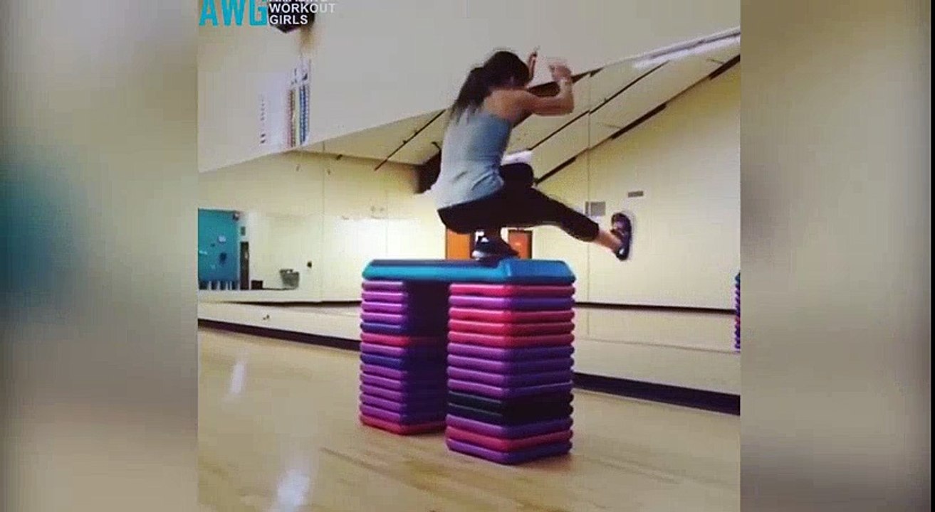 American Ninja Warrior Spiderwomen Jennifer Tavernier Dailymotion Video