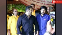 [MP4 1080p] Sanjay Dutt Salman Khan Brotherhood At Mukesh Ambani Ganpati Party