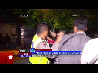 Aksi Anarki oleh Massa di Pintu Masuk Stadion GBK - NET24