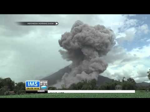 Gunung Api Sinabung Kembali Luncurkan Awan Panas - IMS