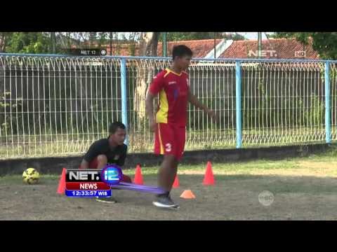 Serba Serbi Pertandingan Mitra Kukar Versus Persipura - NET12