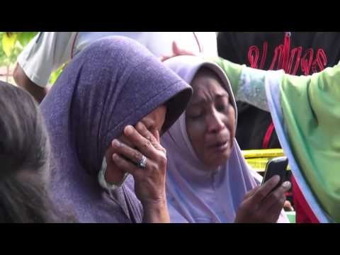 Proses Identifikasi Belasan Jenazah Korban KM Marina - NET12