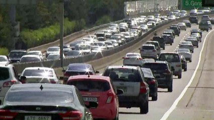 단풍 행락객 발길 이어져..."일부 구간 정체 극심" / YTN