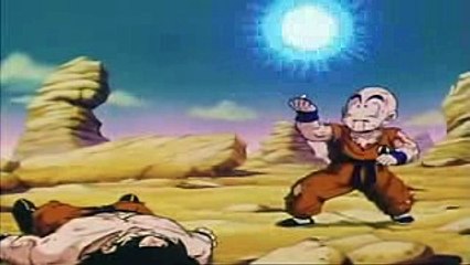 CRILIN E GOHAN LANCIANO LA SFERA GENKIDAMA CONTRO VEGETA [ITA]
