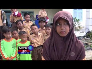 Siswa SDN Tambuko 1 Belajar Sambil Duduk Lesehan - NET12