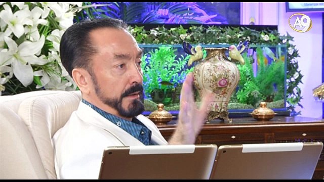 Abdülhamid döneminde ilk rakı fabrikası kuruluyor. Millet hem içki ile hem de manen Darwinizm ile zehirlendi