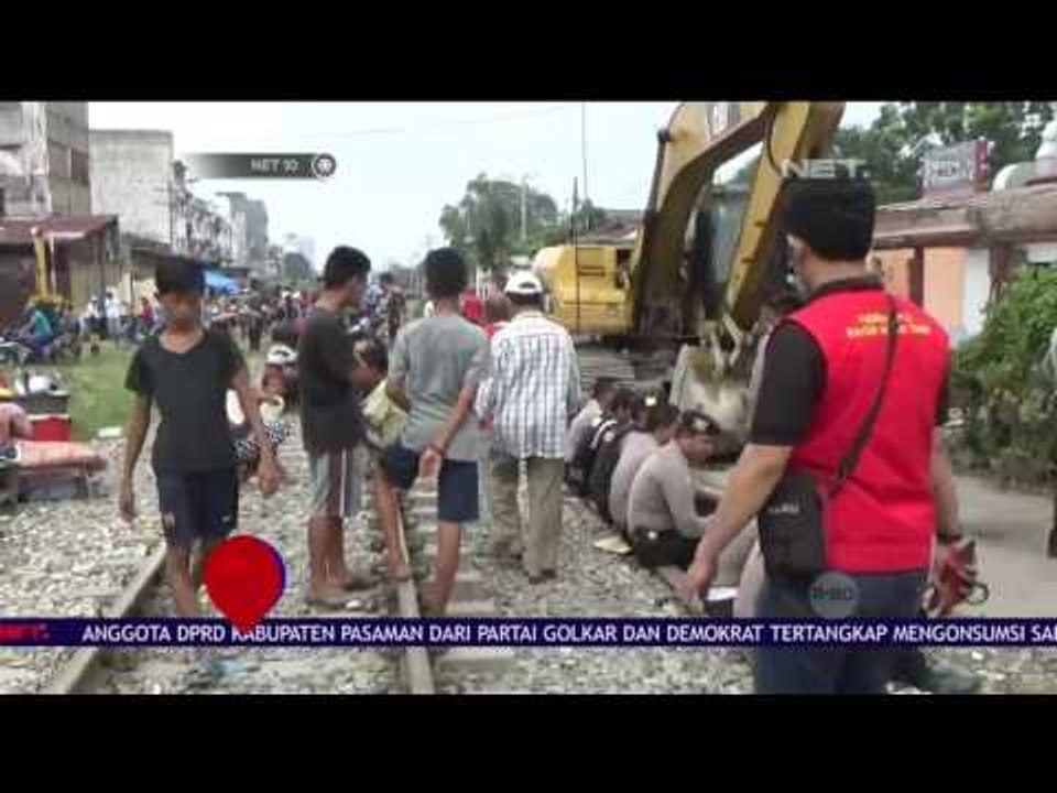 Pembongkaran Rumah Semi Permanen - NET 10