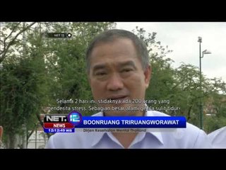 Warga Thailand Menanti Gerbang Istana Dibuka - NET12