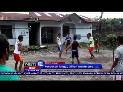 Pengungsi Rohingya Habiskan Waktu Bermain Sepak Bola Untuk Mengusir Kebosanan di Medan - NET 12
