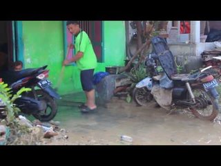 Setelah Dua Hari Banjir di Bojonegoro Mulai Surut - NET 12