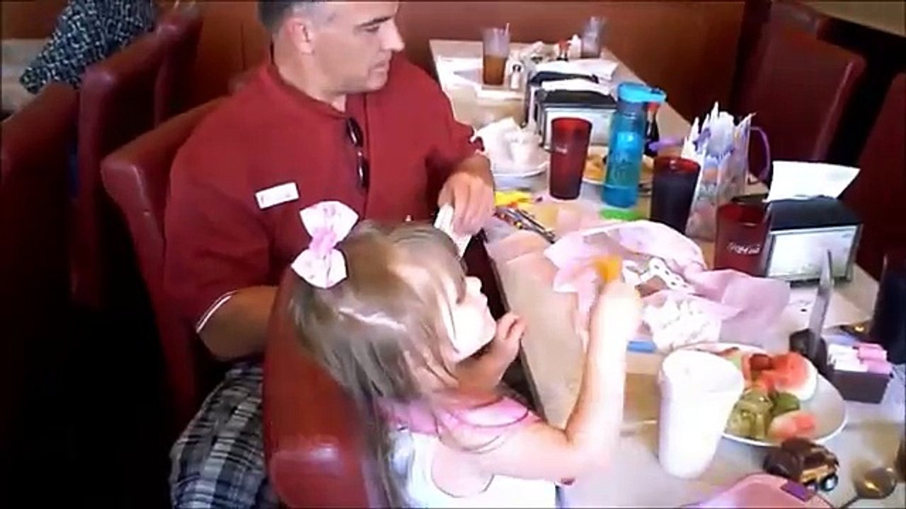 Vérifier docteur pour dans enfants le le le le la leur à Il aujourdhui voyage bien-être Garage mac wheelie