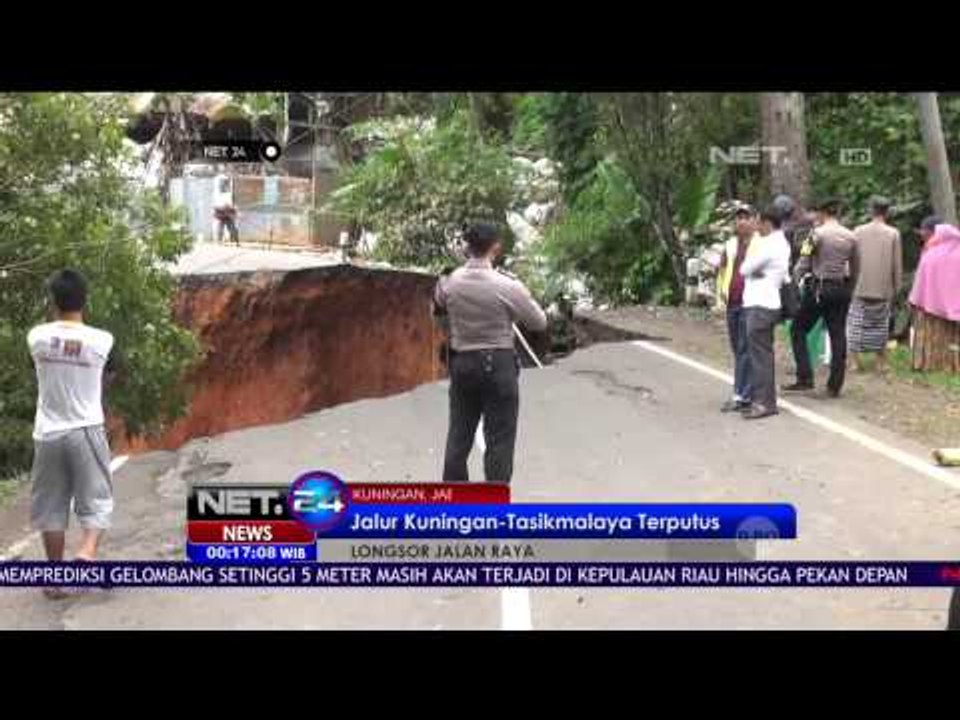 Jalan Penghubung Kuningan-Tasikmalaya Ambles - NET24