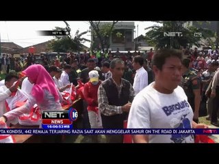 Warga Berkumpul Saat Dibagikan Sembako Gratis Ulang Tahun Presiden - Net 16