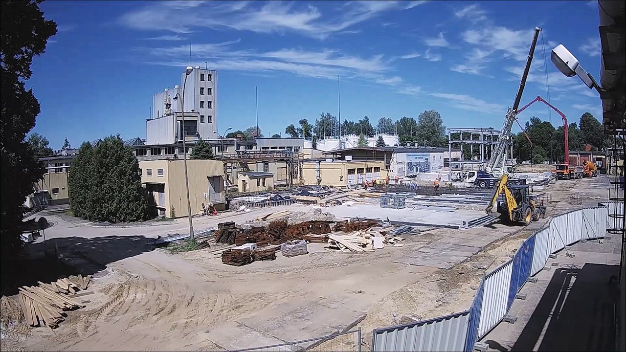 Montage en cours Usine Distillation Pologne