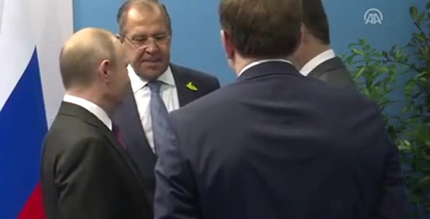 Cumhurbaşkanı Erdoğan ile Rusya Devlet Başkanı Putin Telefonda Görüştü.