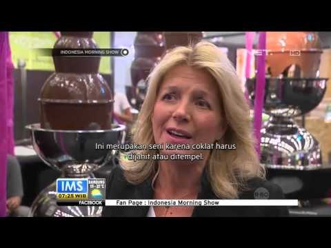 Kemeriahan Peragaan Busana Bertema Coklat di Paris - IMS