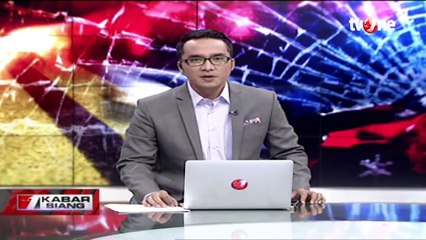 Sebuah Bus Terguling di Area Persawahan