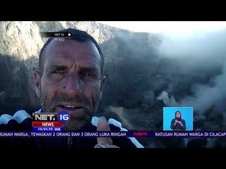 Viral, Pria Ini Naik Puncak Gunung Agung Sendiri - NET16