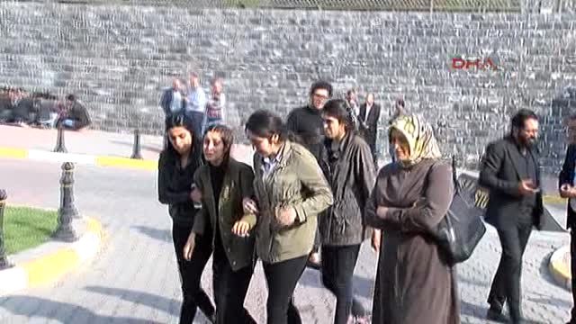 Trafik Kazasında Ölen Üniversiteli Genç Kızların Cenazeleri Adli Tıp'tan Alındı