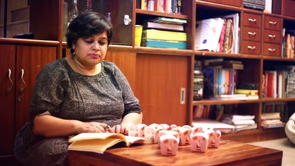The Christmas Eggnog Muffins -- Sin-a-mon Tales -- Monika Manchanda -- How To