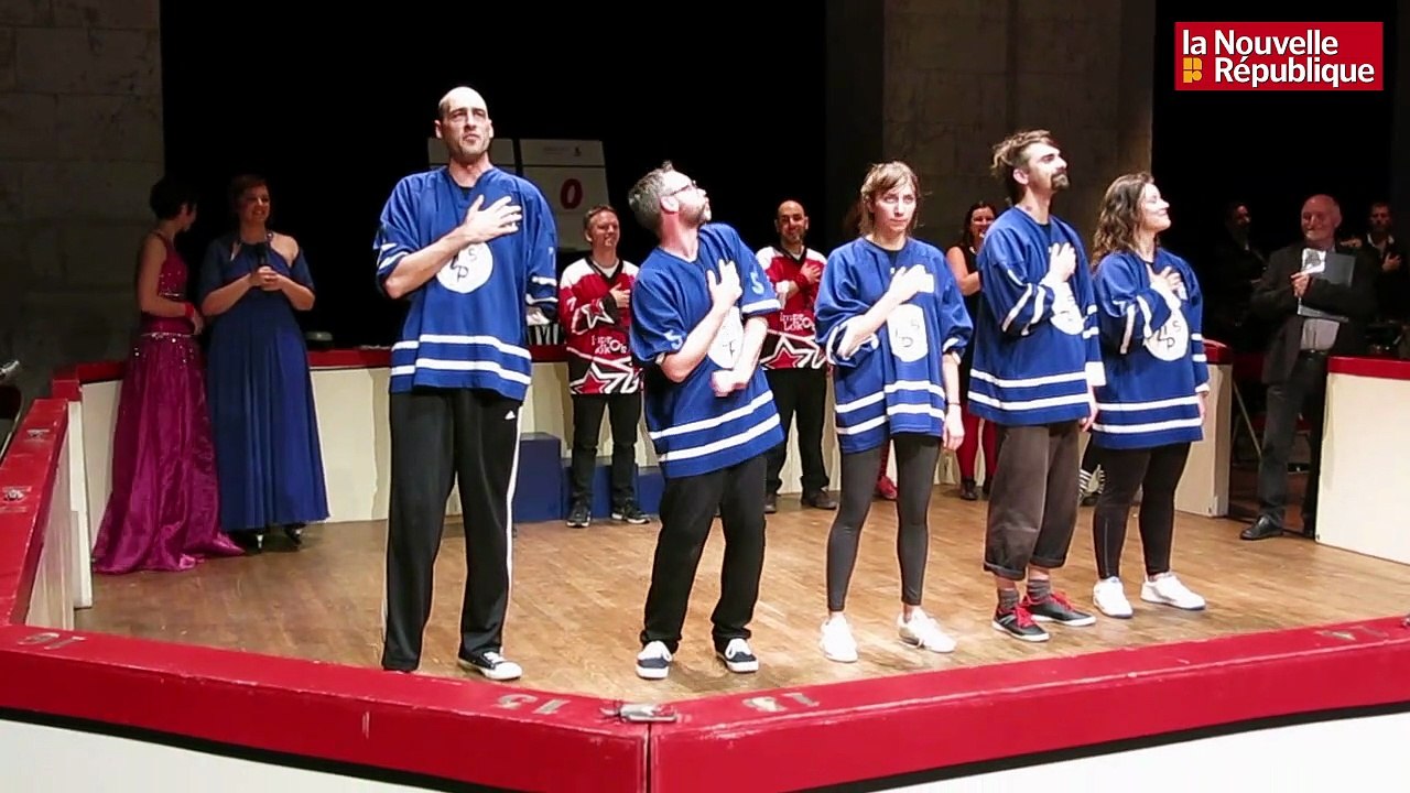 VIDEO. Match d'improvisation théâtrale à la Halle aux grains de Blois