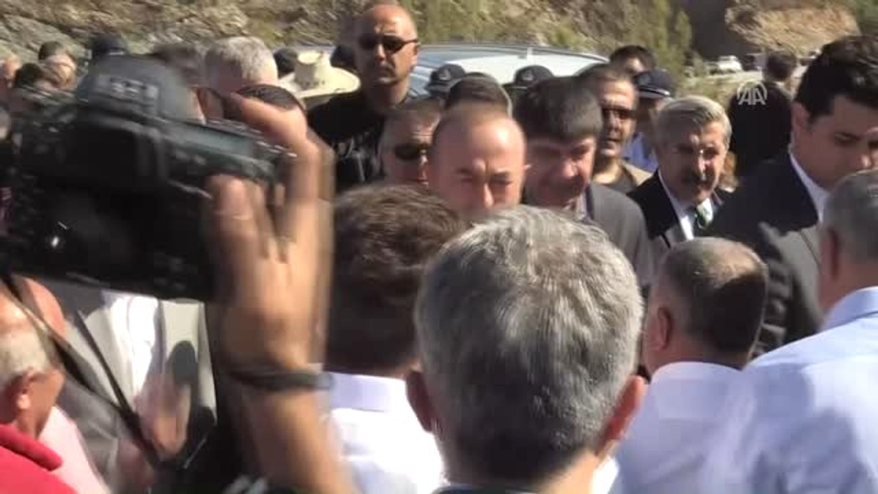 Dışişleri Bakanı Çavuşoğlu: "Sen Benim Vatandaşıma Vize Vermezsen Ben de Senin Vatandaşına Vize...